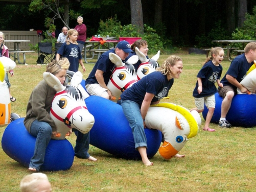 Inflatable  jumping horse