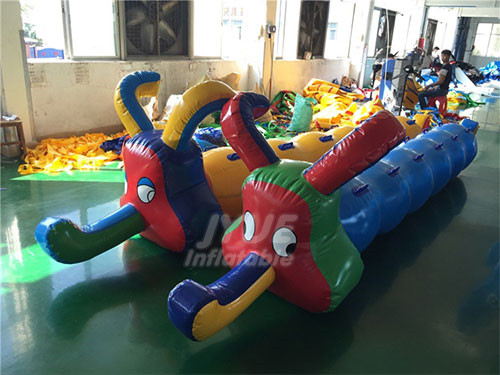 Team Building Games Large 6 Seaters Inflatable Caterpillar Racing Tube For Ride