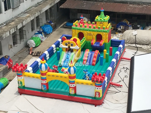 Hot Sale Outdoor Kids Amusement Park Inflatable Playground Or Inflatable Fun City For Sale