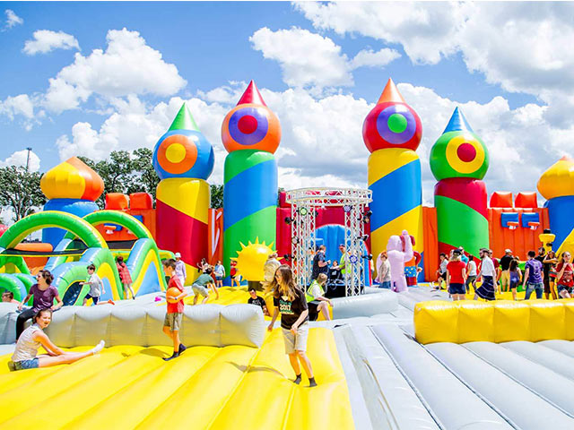 New arrival indoor inflatable theme park