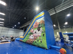 Farm Cow Sheep Themed Inflatable Water Inflatable Jumping Castles Slide for Outdoor Playing