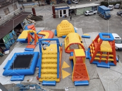 Wholesale Inflatable Water Park Equipment Floating Sea Water Amusement Facilities