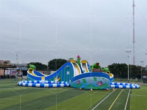 High Quality Frog Inflatable Attraction Water Park for Children and Adult