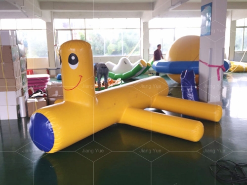 Quick Delivery Water Park Floating Inflatable Water Dog Toy
